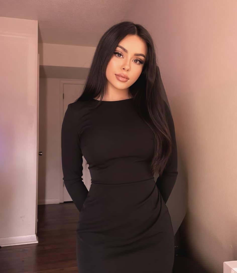 Escort Tamara, 25 Jahre, München — Schwarz, Dinnerbegleitung